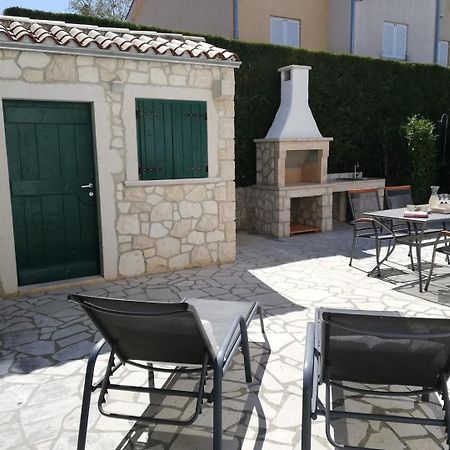 Apartments Adrijana Малинска Номер фото